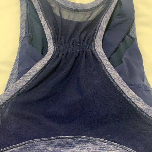 Lululemon workout top - Picture 3 of 4